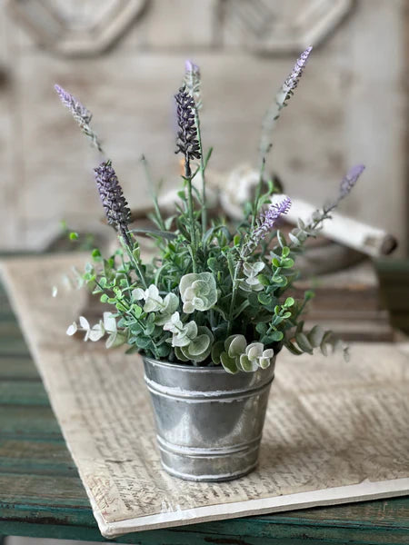 Lavender Tin 14 Inch